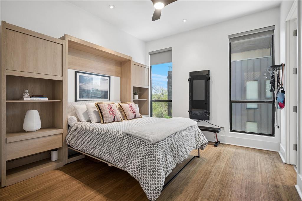 Trinity Twnhms - Residential