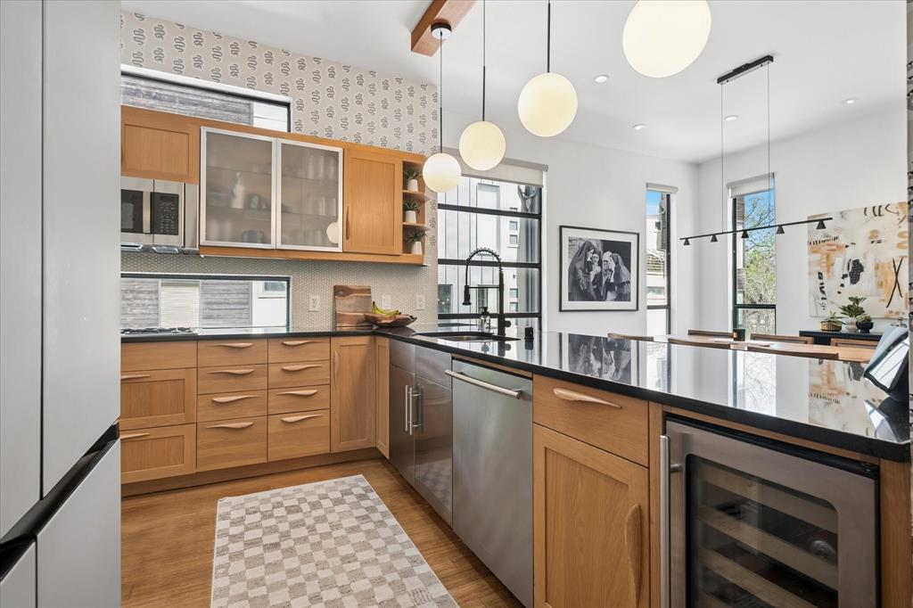 Trinity Twnhms - Residential