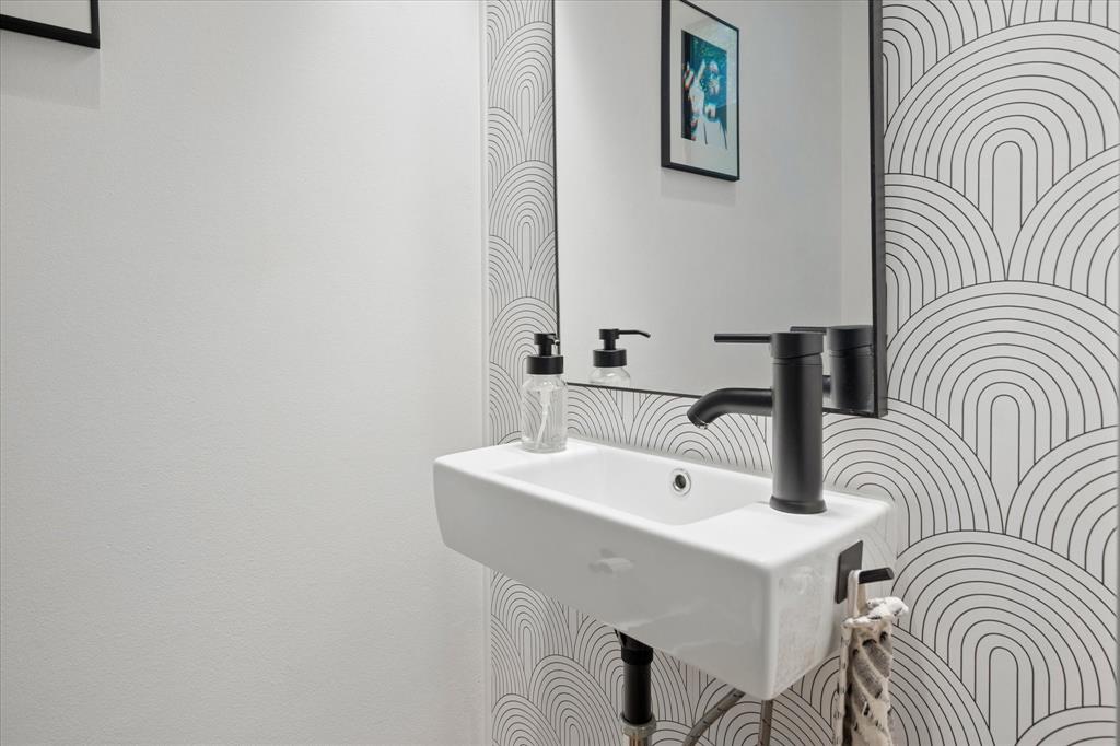 Trinity Twnhms - Residential