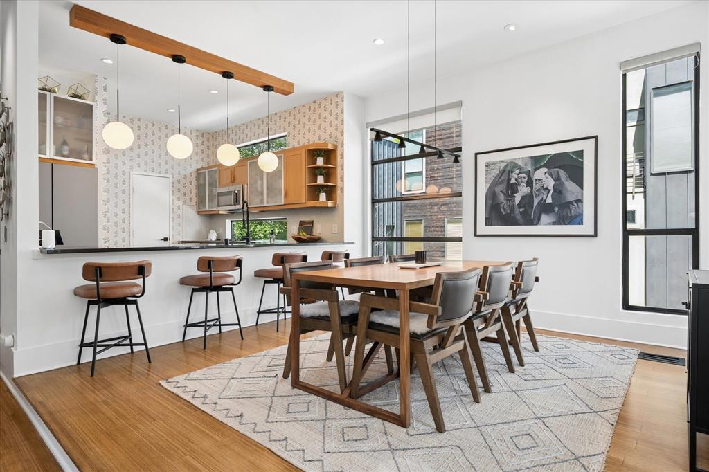 Trinity Twnhms - Residential