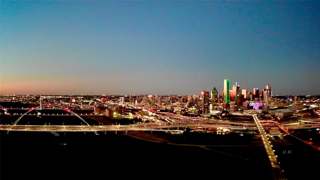 Trinity Twnhms - Residential