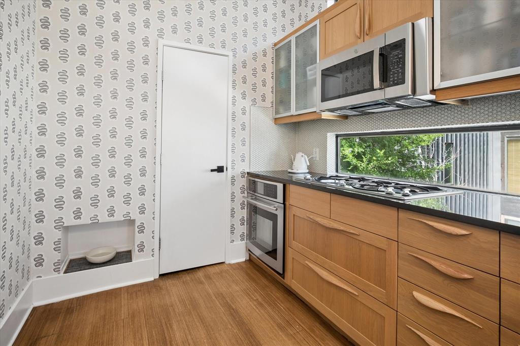 Trinity Twnhms - Residential