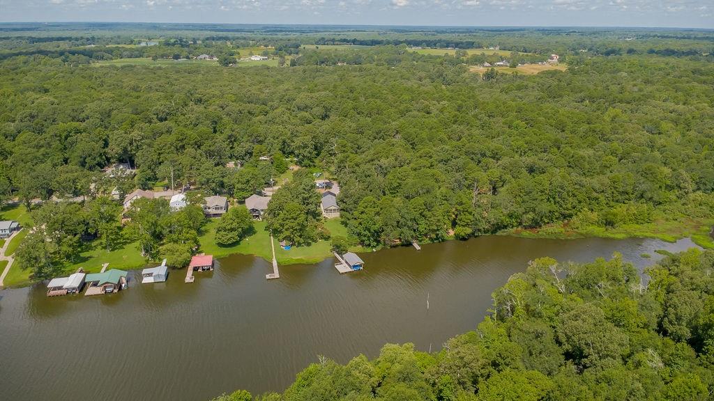 822 County Road 2297