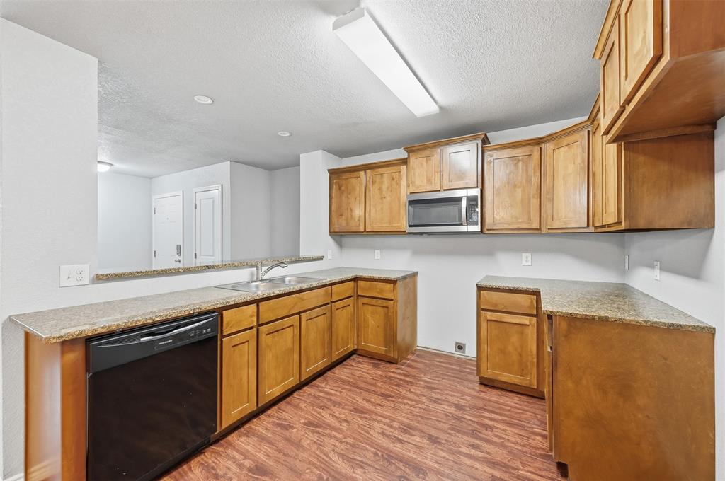 Madison Street West #2 - Residential Income