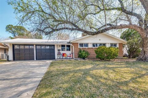 3722 Devonshire Court W Irving TX 75062