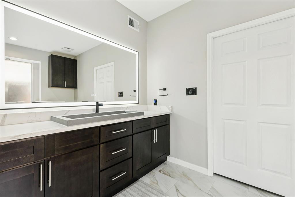 Frankford Meadow - Residential Lease