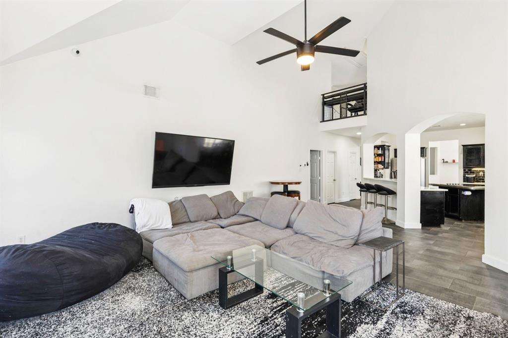 Frankford Meadow - Residential Lease