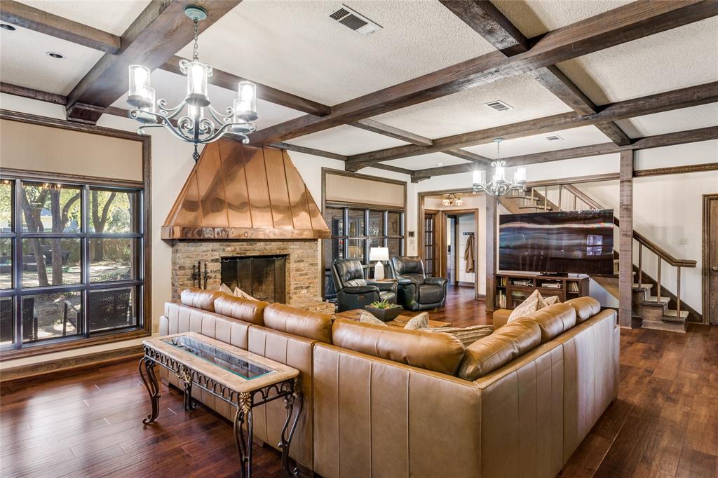 Shady Valley Est - Residential