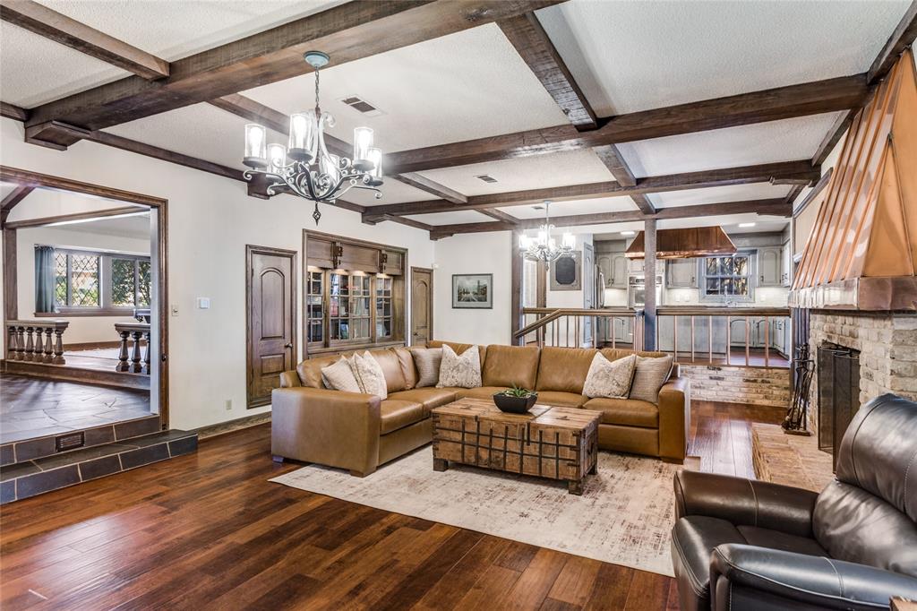 Shady Valley Est - Residential