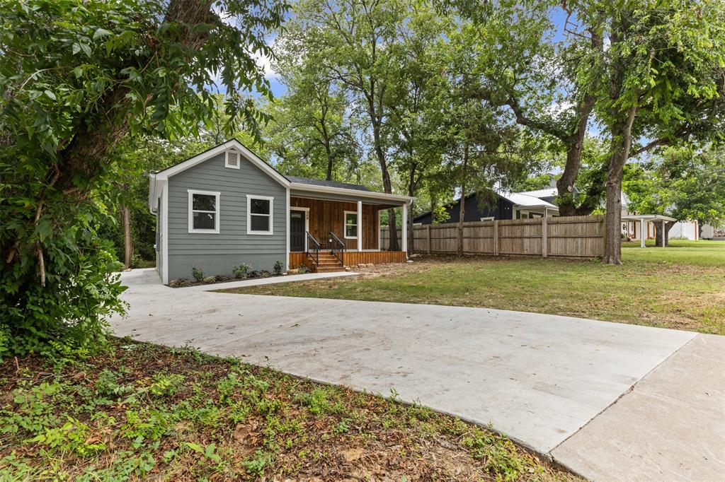 309 Soward Avenue