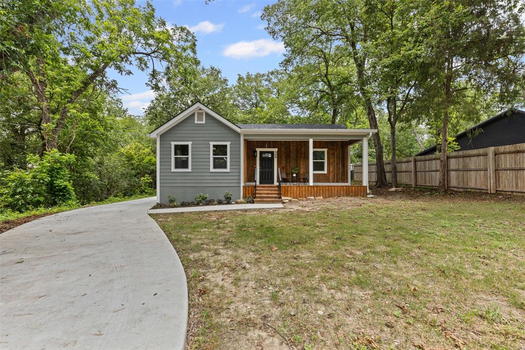309 Soward Avenue