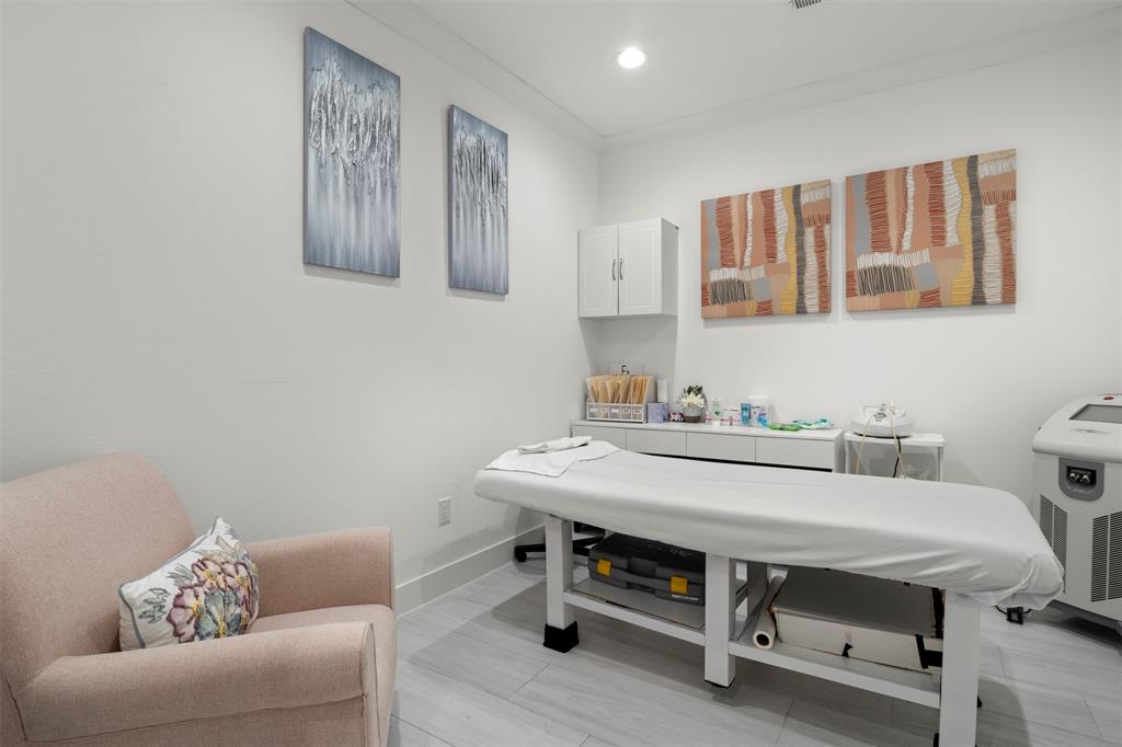 Vista Rdg Macarthur Office Park - Commercial Sale