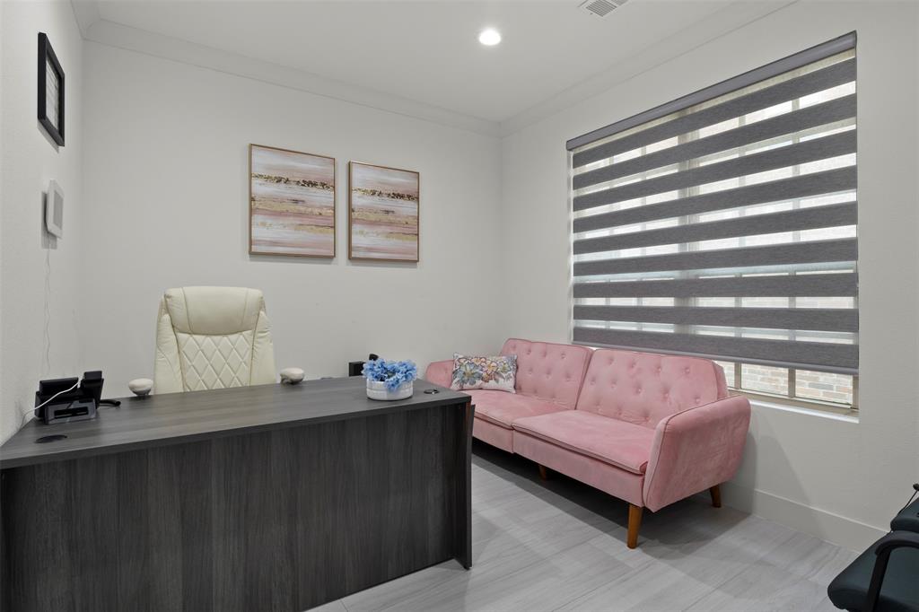 Vista Rdg Macarthur Office Park - Commercial Sale