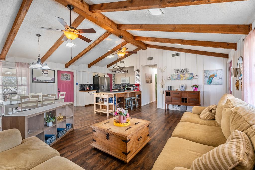 Decordova Bend Estate - Residential