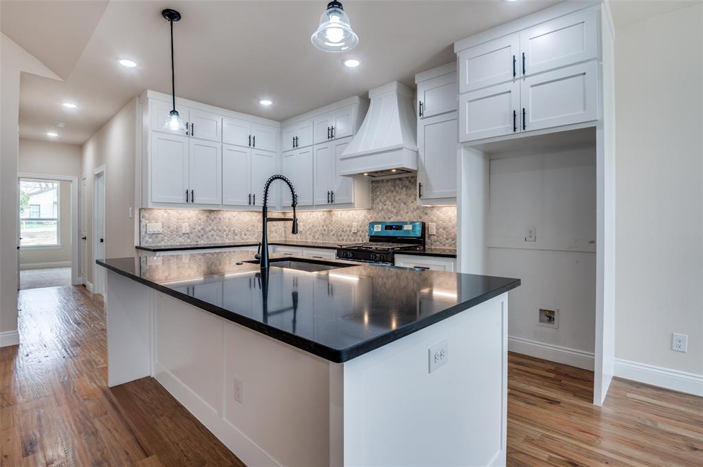 G T Sullivan 03 - Residential