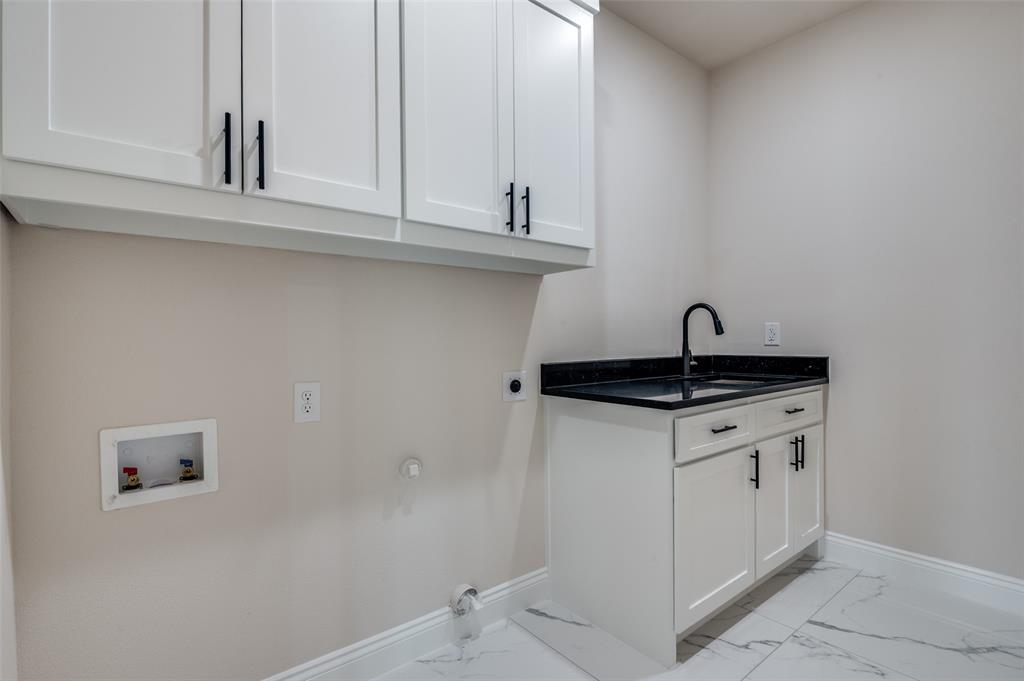 G T Sullivan 03 - Residential