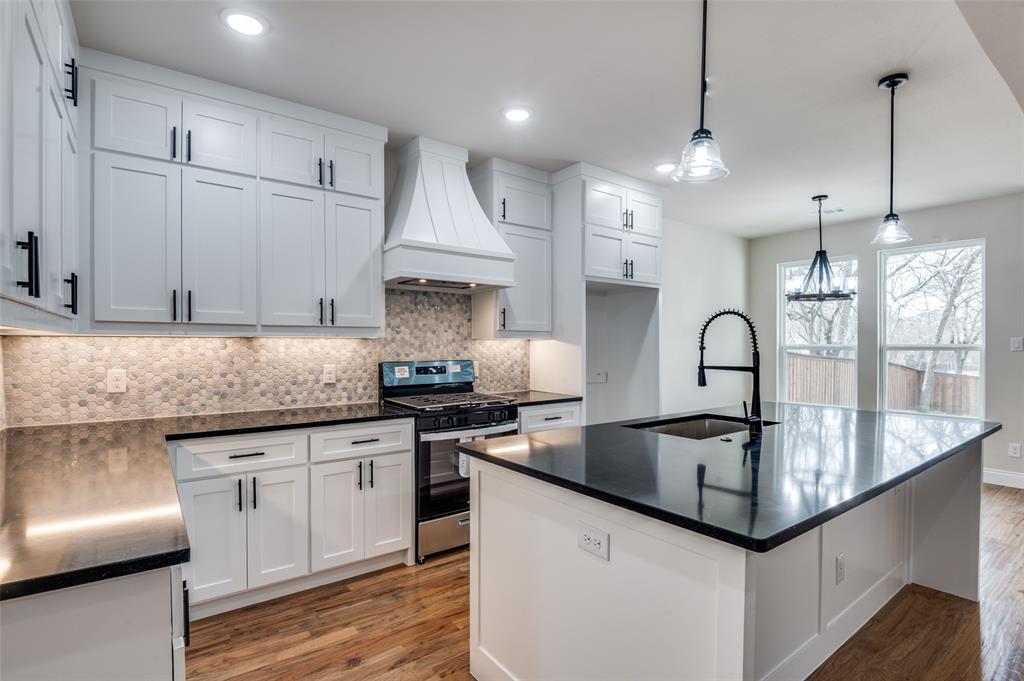 G T Sullivan 03 - Residential