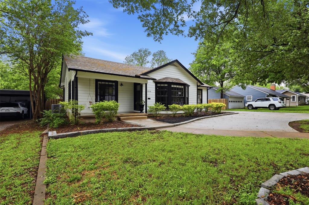 216 Sunset Drive