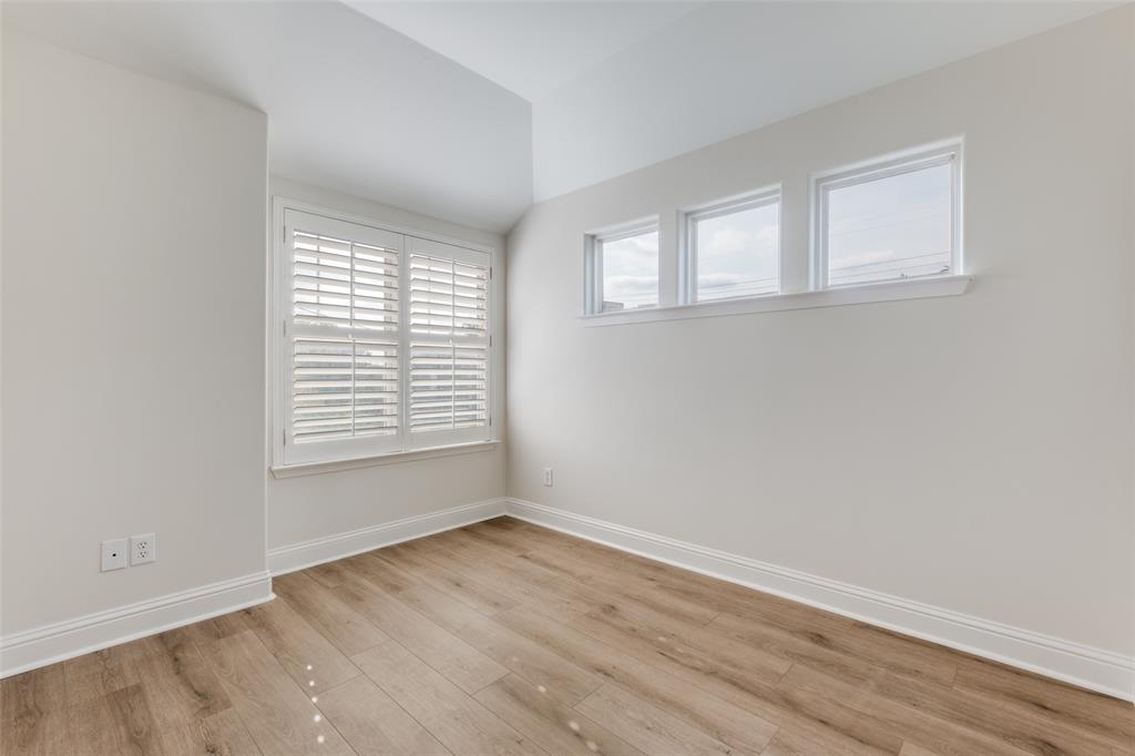 Buena Vista Condos 4058-60 - Residential Lease