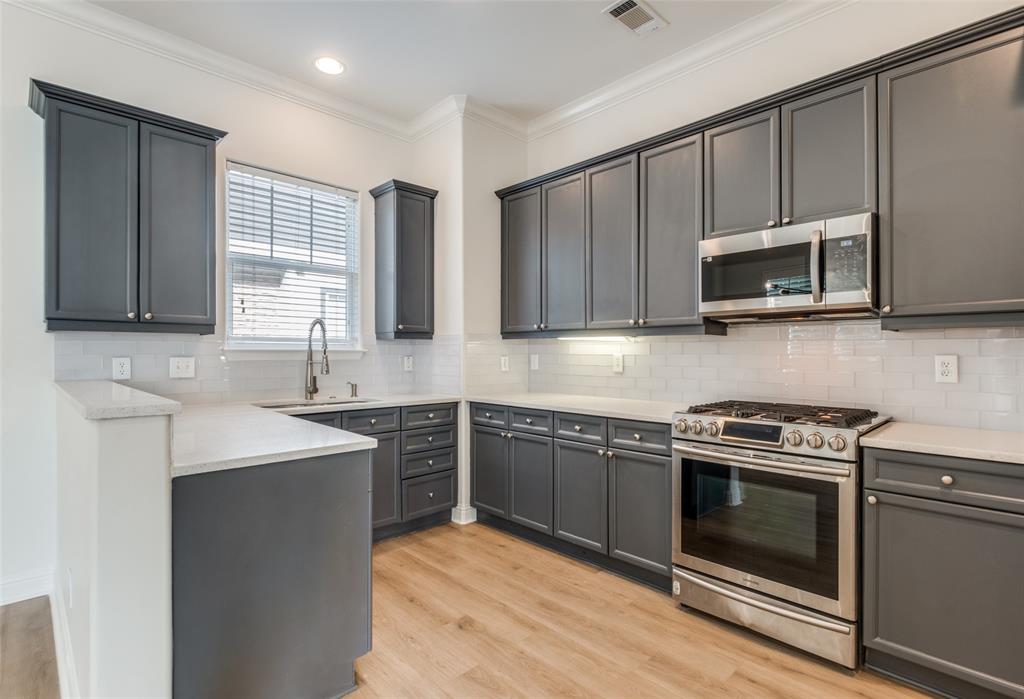 Buena Vista Condos 4058-60 - Residential Lease