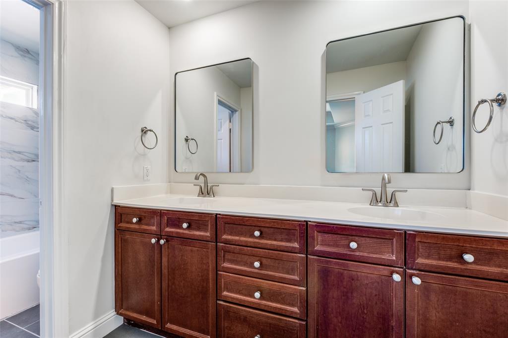 Buena Vista Condos 4058-60 - Residential Lease