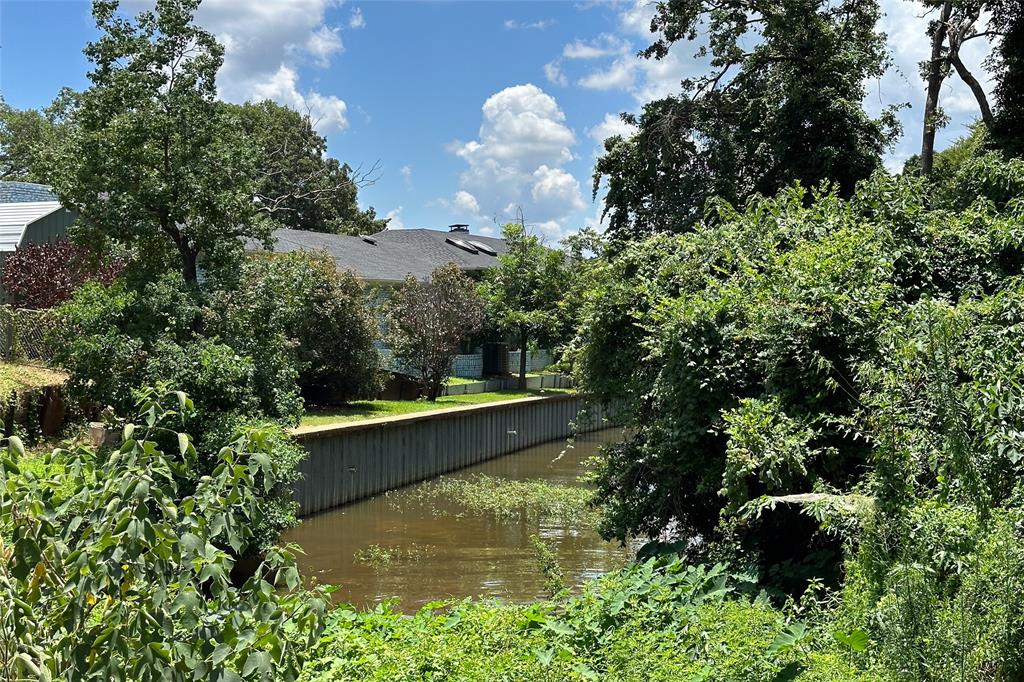 2051 KANAKOA DR NORTH