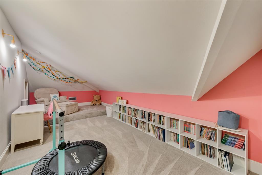 Rosser Terrace 02 - Residential