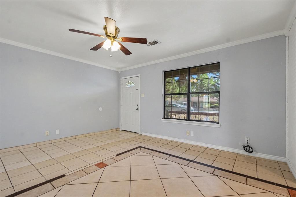 145 N Imperial Drive