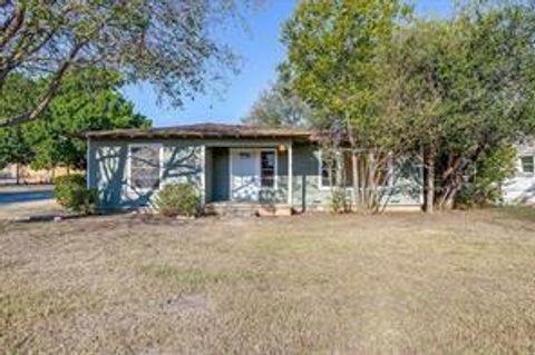 201 N Normandale Street White Settlement TX 76108