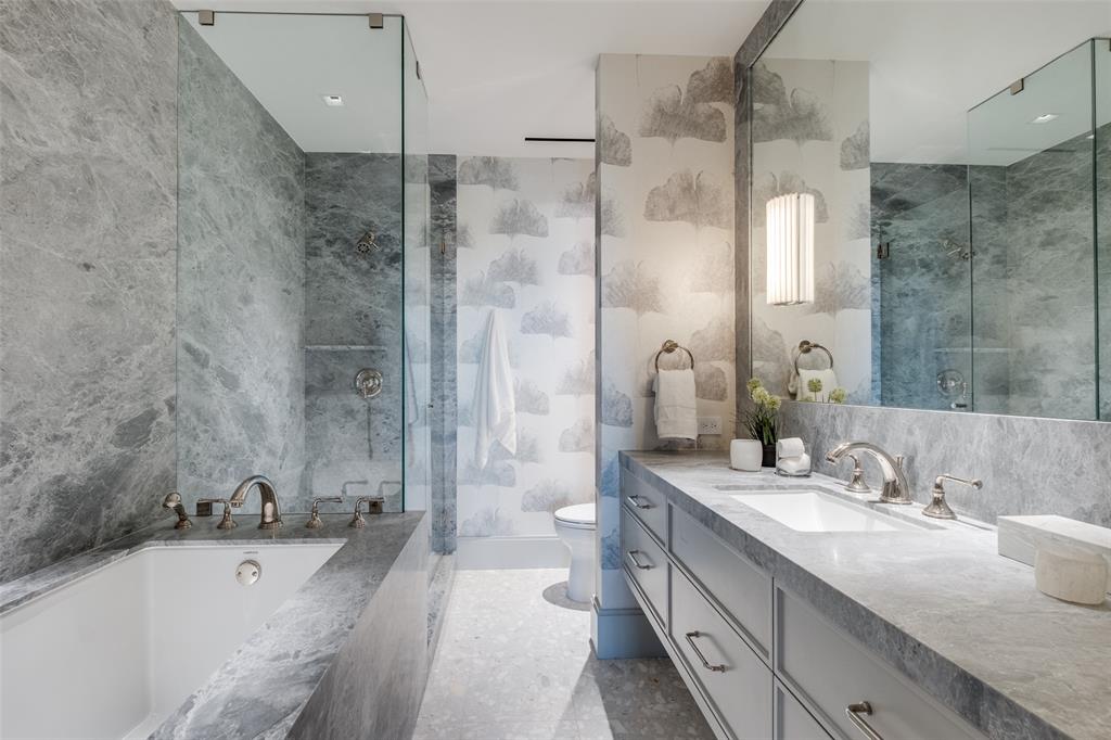 Gold Crest Condo - Residential