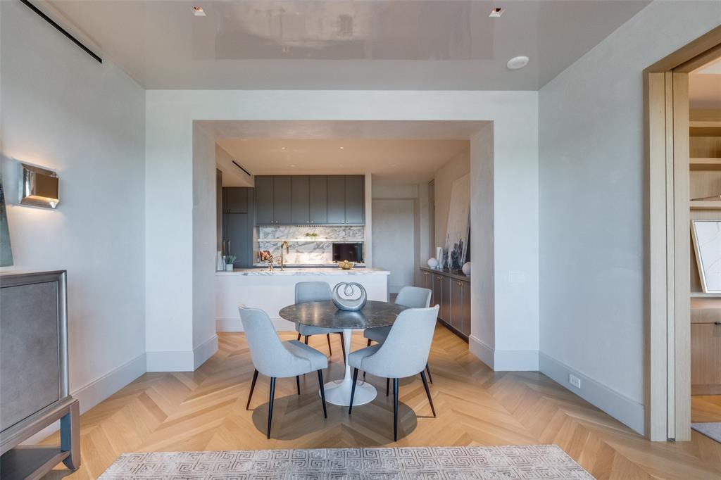 Gold Crest Condo - Residential