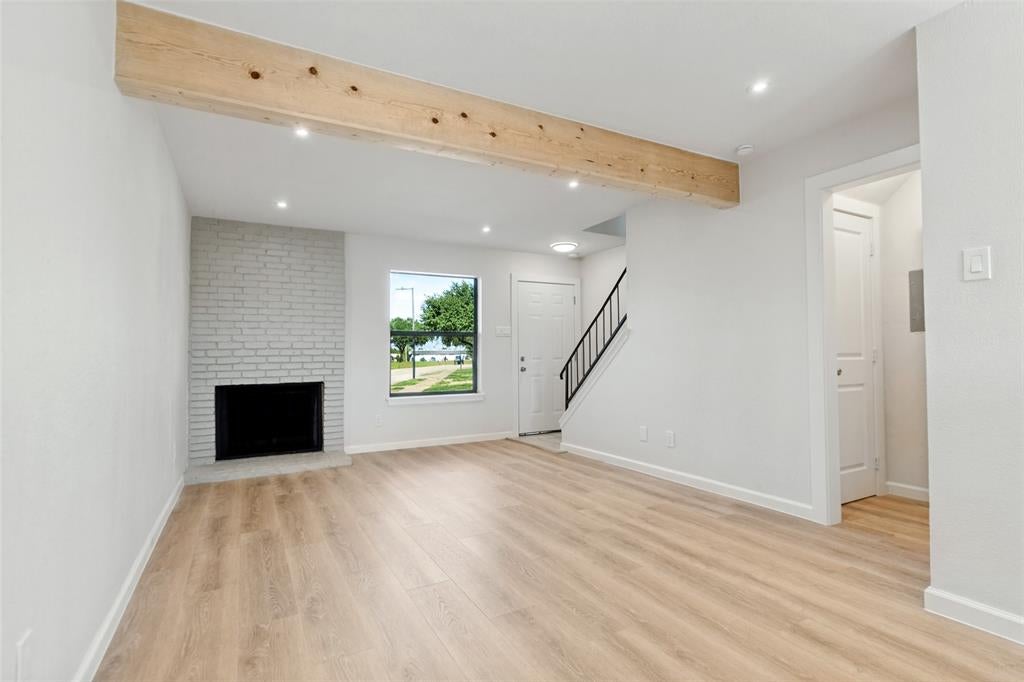 2806 Wimbledon Court