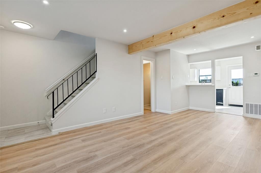 2806 Wimbledon Court
