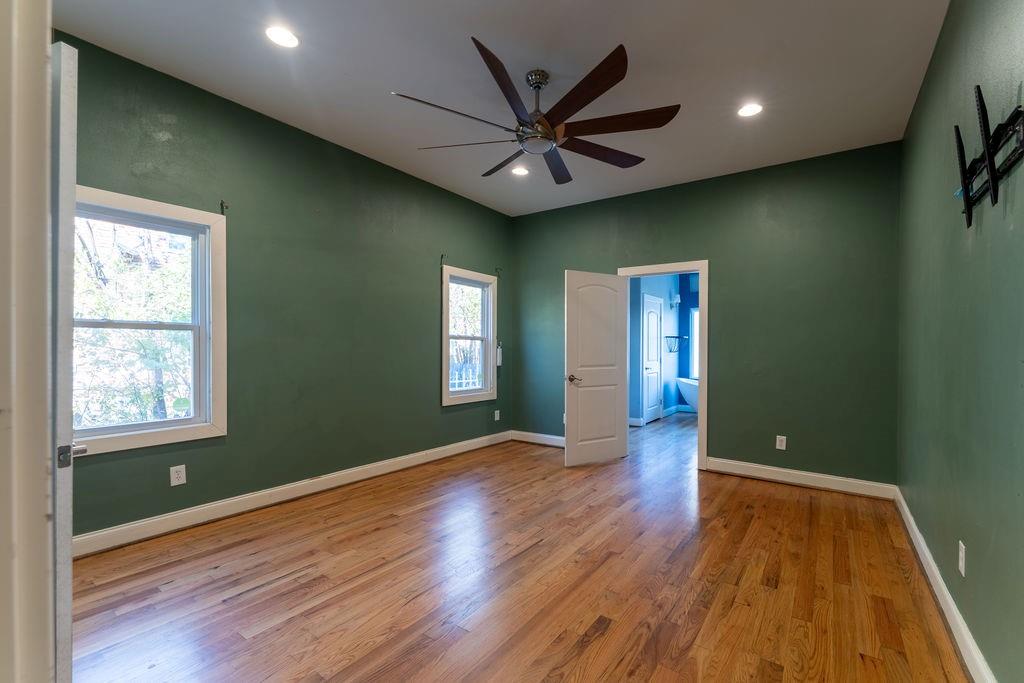 Town - Waxahachie - Residential