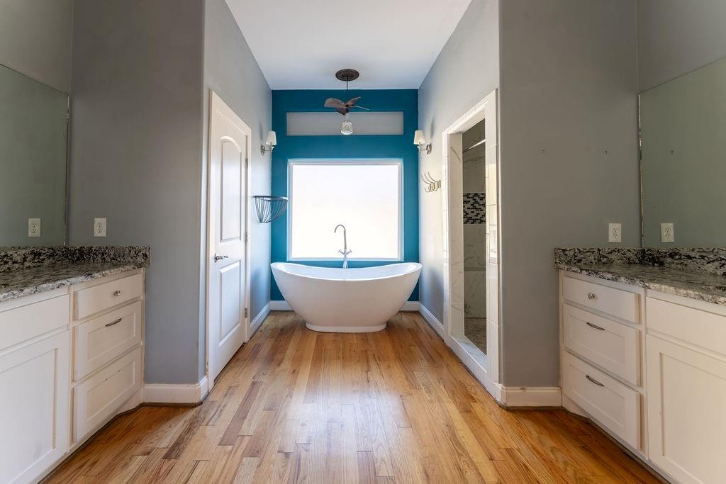 Town - Waxahachie - Residential