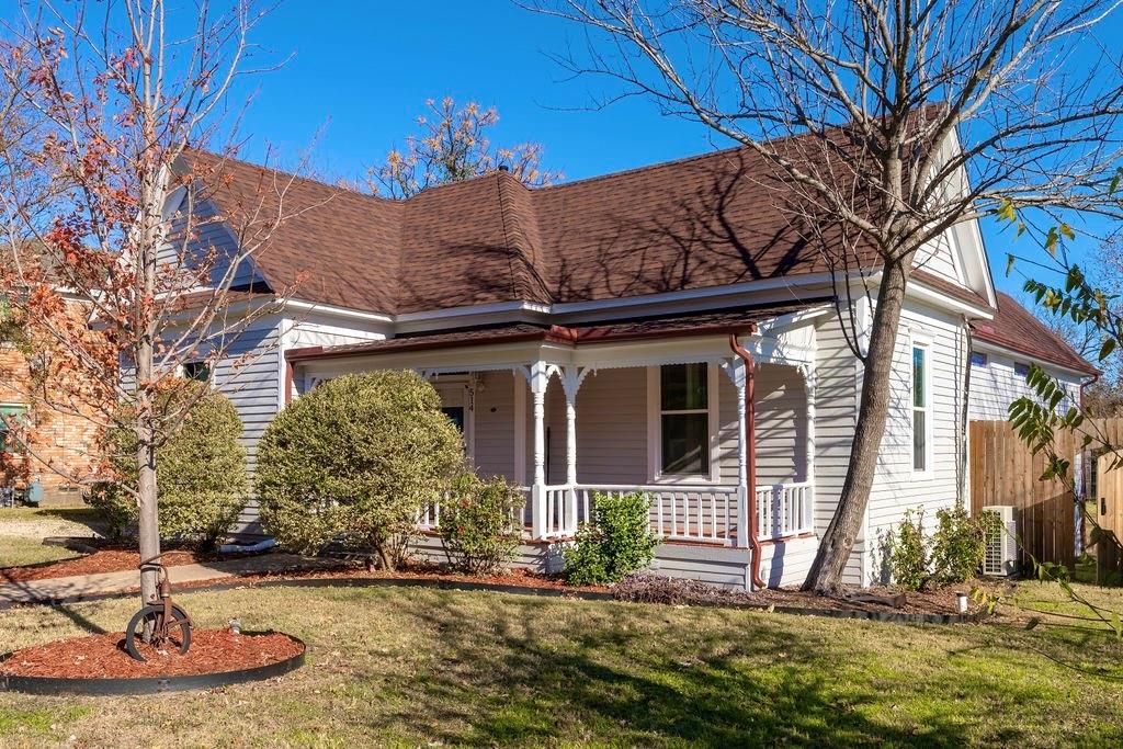 Town - Waxahachie - Residential