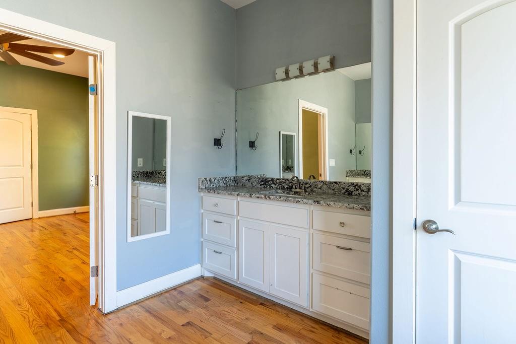 Town - Waxahachie - Residential