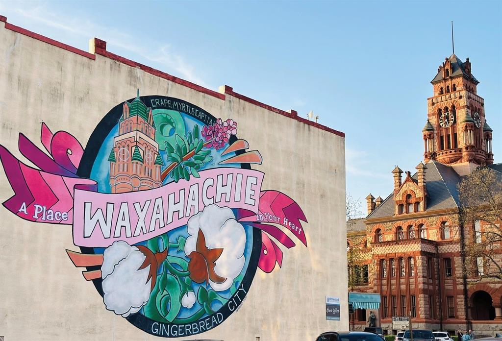 Town - Waxahachie - Residential