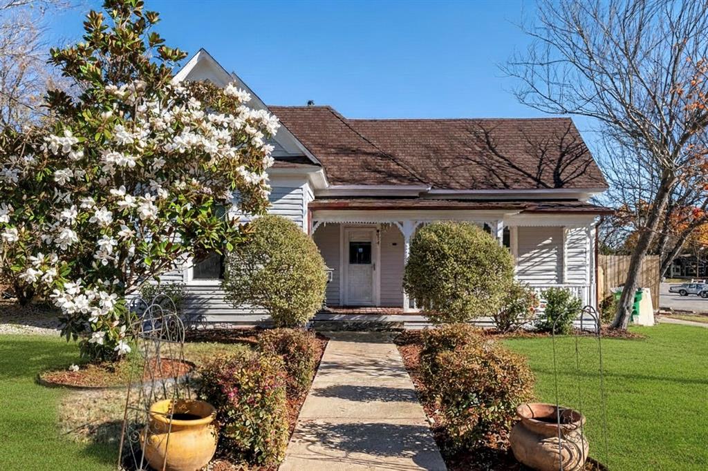 Town - Waxahachie - Residential