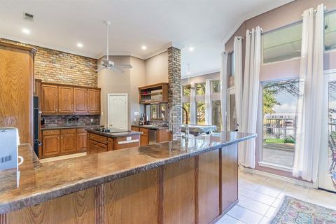 Tiny photo for 355 Beachside Drive, Trinidad, TX 75163 (MLS # 21025235)