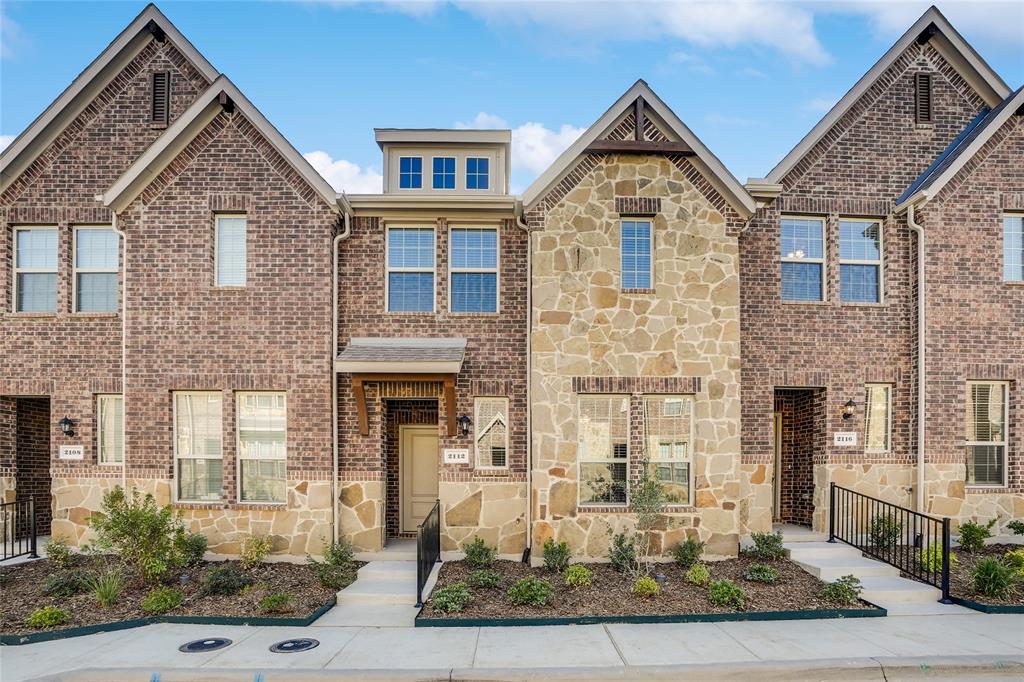 2112 Steer Creek Place