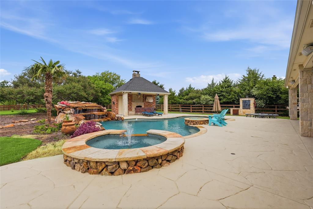 2705 Winthrop Hill Road