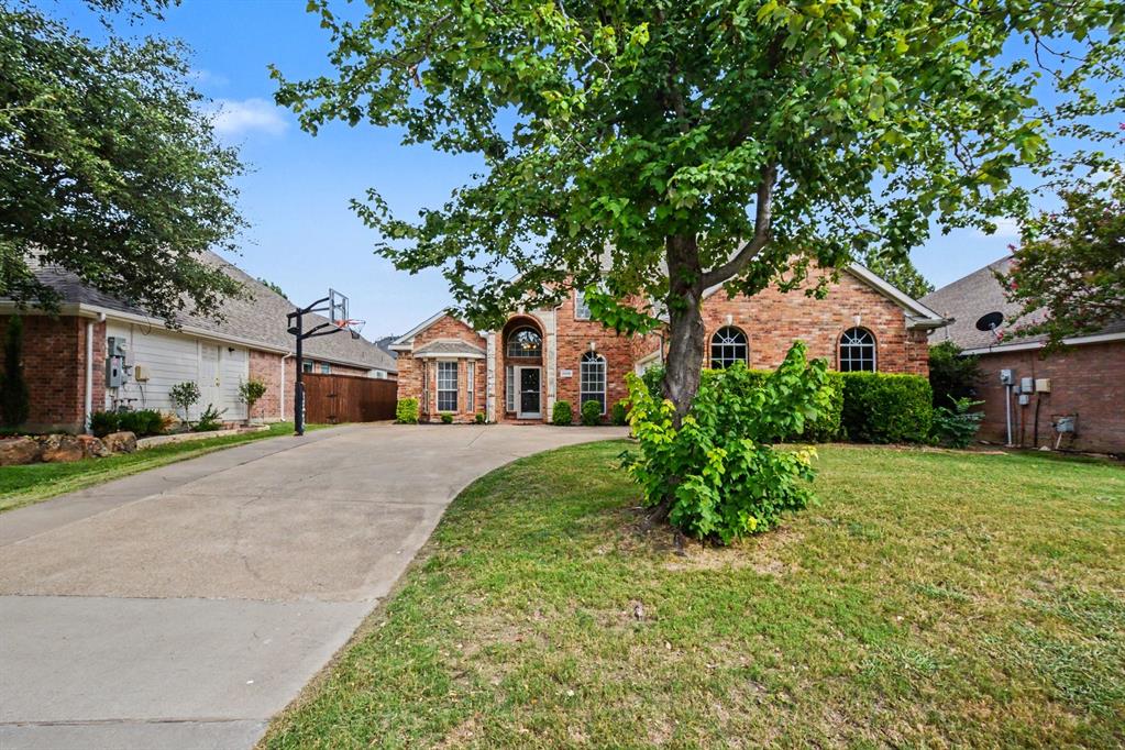 8006 Killarney Lane