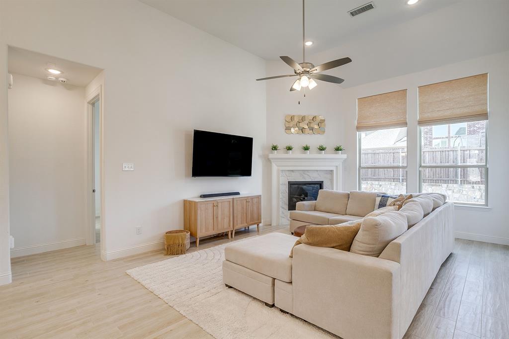 Tavolo Park - Residential