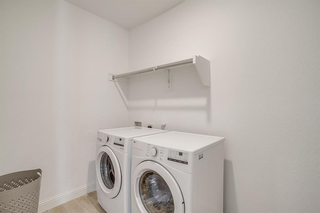 Tavolo Park - Residential