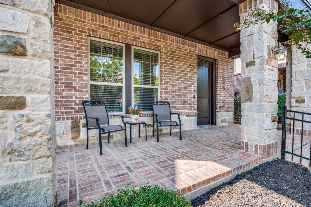1046 Lone Ivory Trail