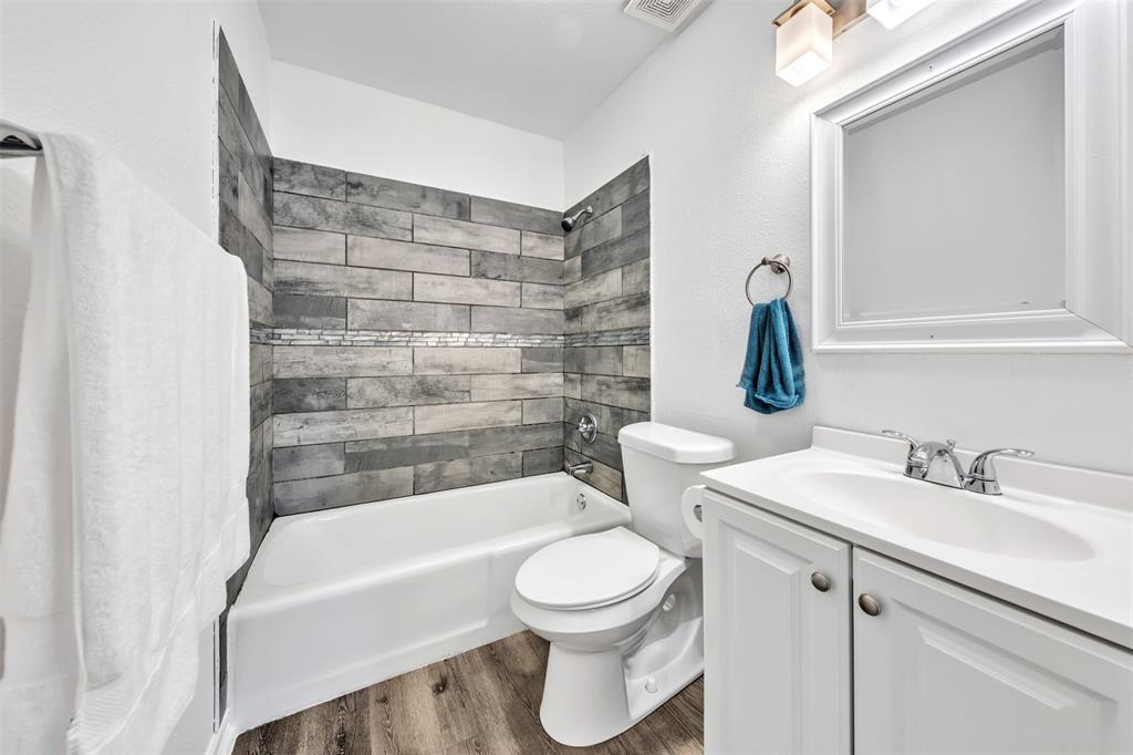 Crestmoor Park West - Residential