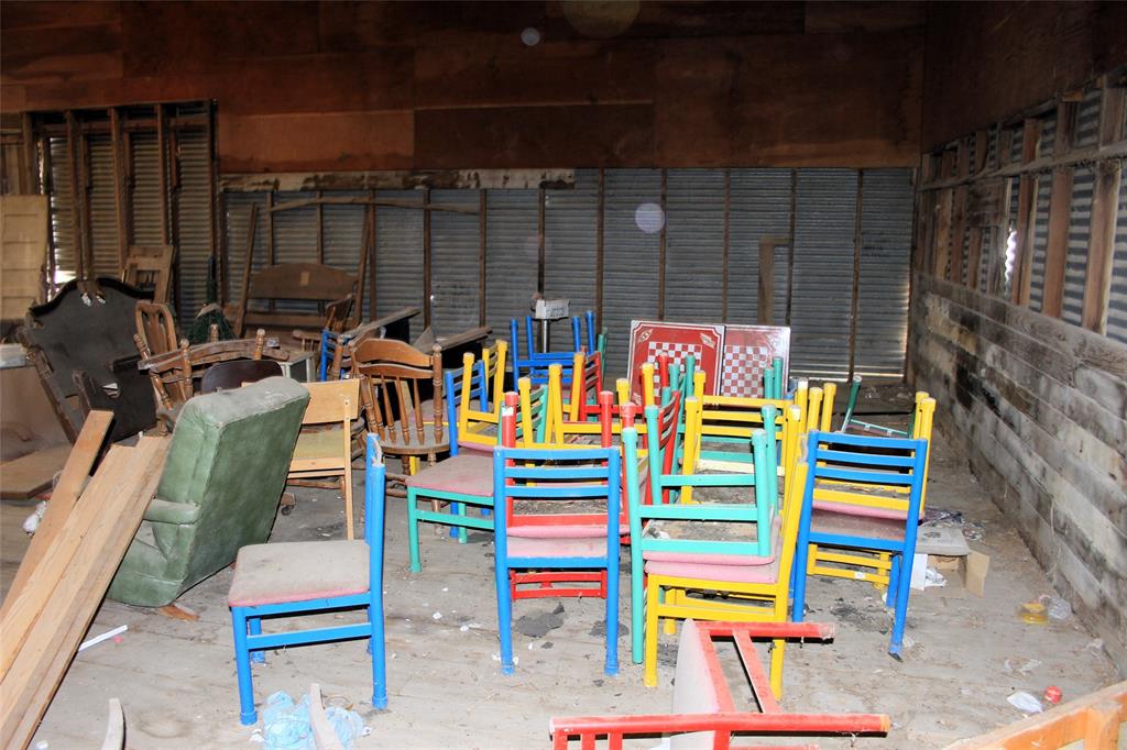 Anderson Ray Pt.Lometa Station Ground - Commercial Sale