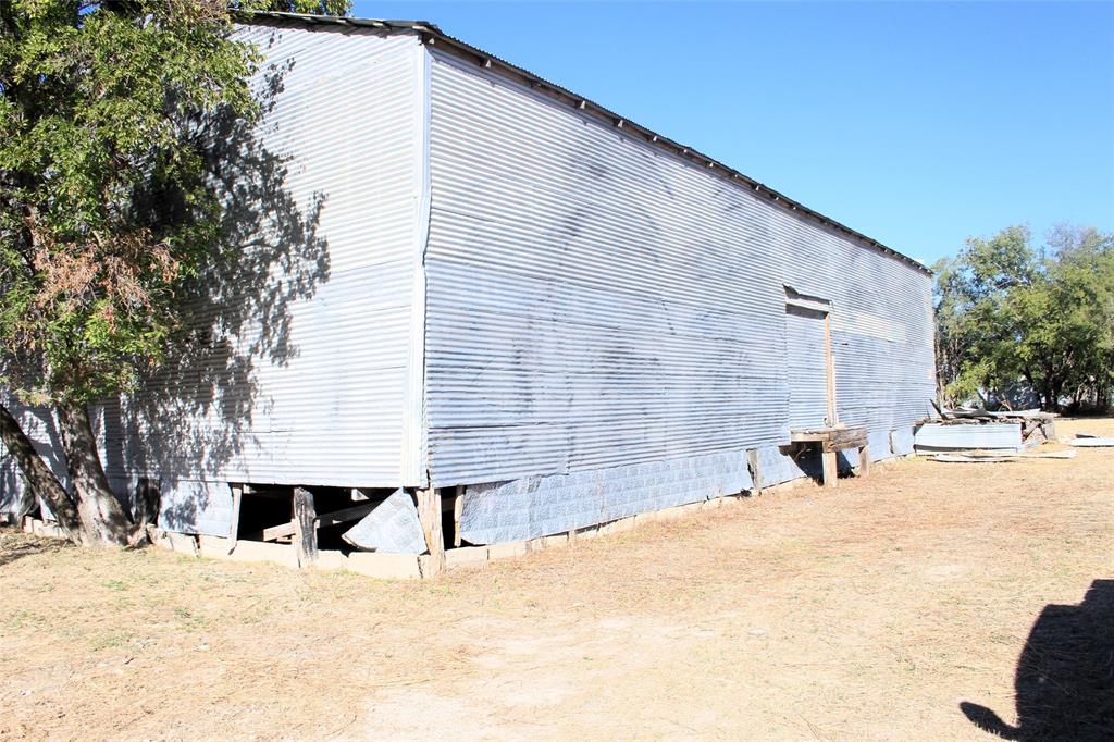 Anderson Ray Pt.Lometa Station Ground - Commercial Sale