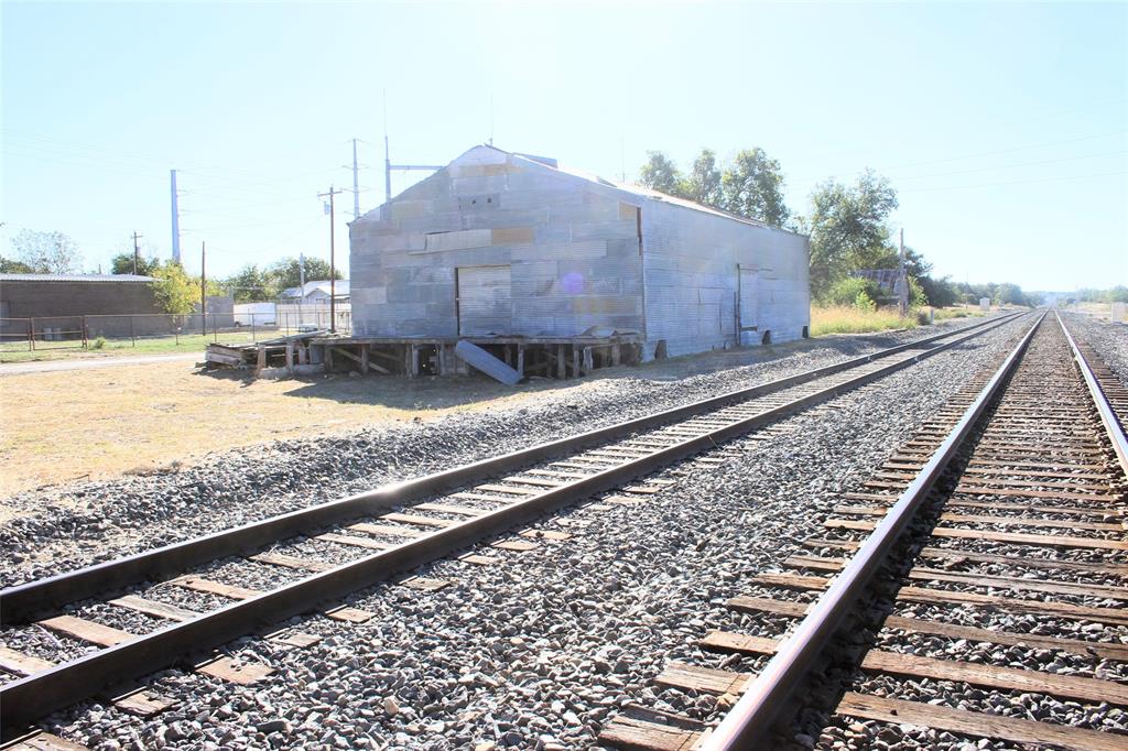 Anderson Ray Pt.Lometa Station Ground - Commercial Sale